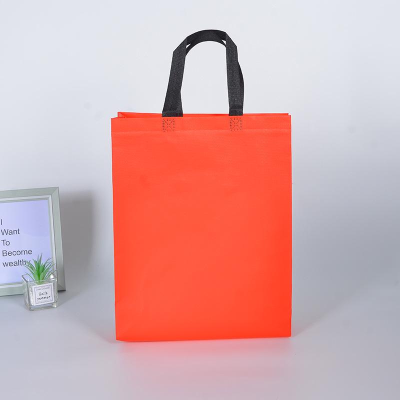 New Blank Non-Woven Tote Bags for Shopping, Takeaway, and Clothing with Custom Logo Print