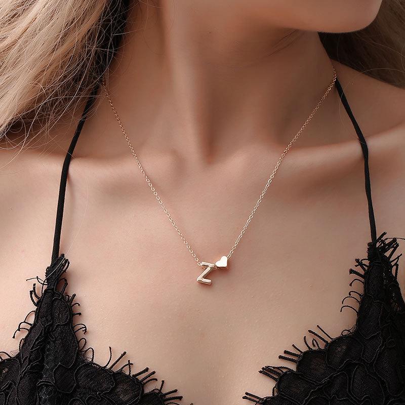 European & American Alphabet Love Heart Pendant Necklace – Versatile Peach Heart Clavicle Chain