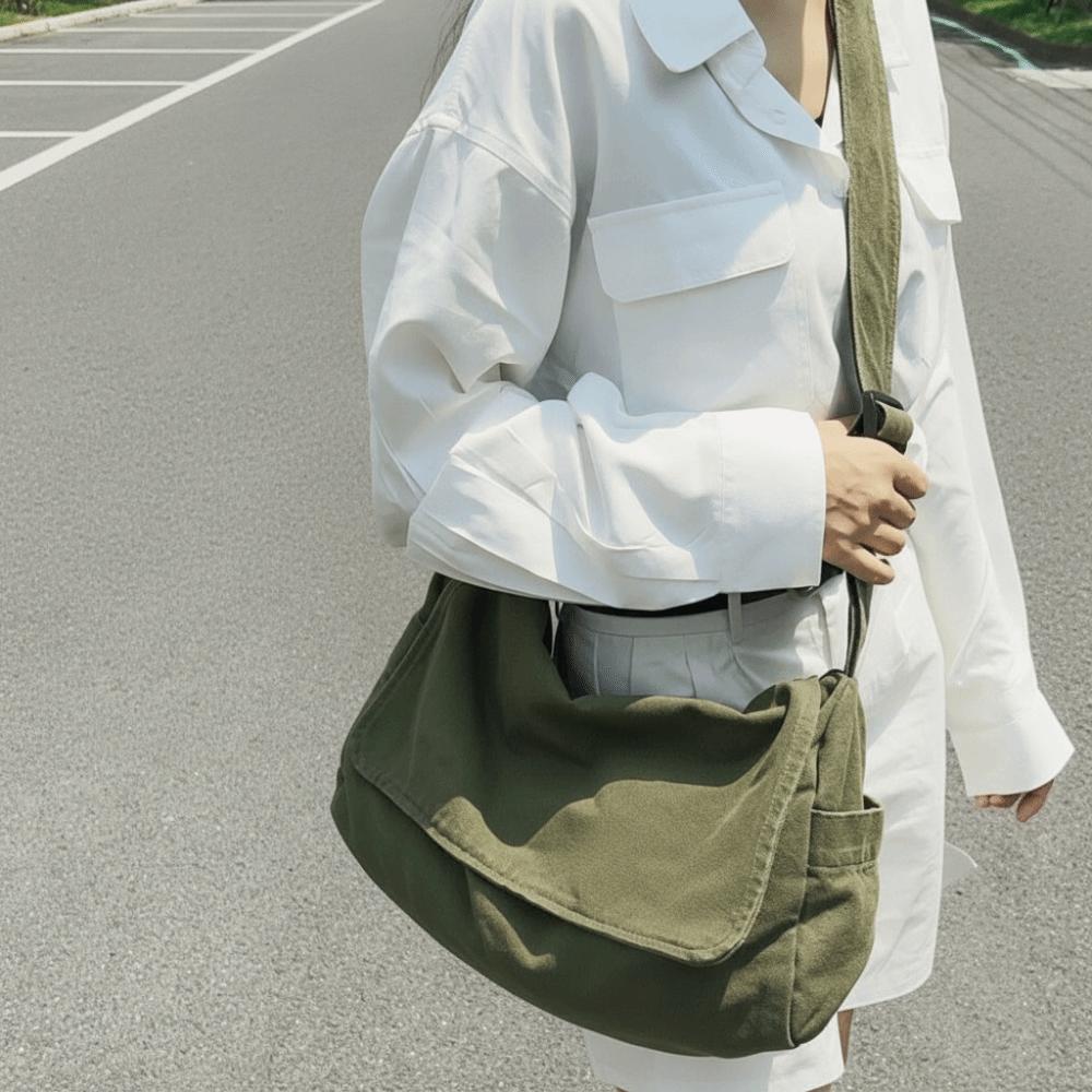 Canvas Messenger Bag Korean Style Simple Shoulder Bag Portable Nylon Crossbody Bag Sport