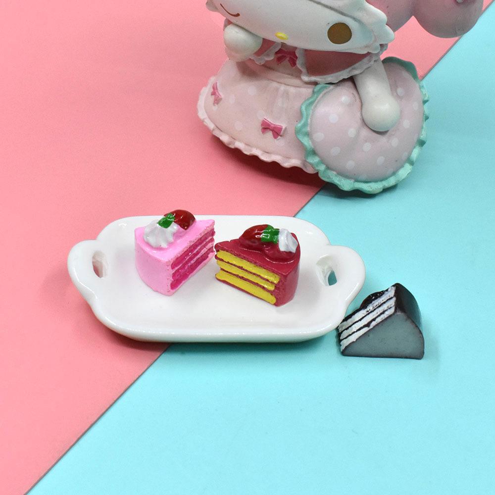 10PCS Dollhouse Miniature Resin Triangle Cakes Doll Simulation Mini Bakery Bread DIY Kitchen Accessories
