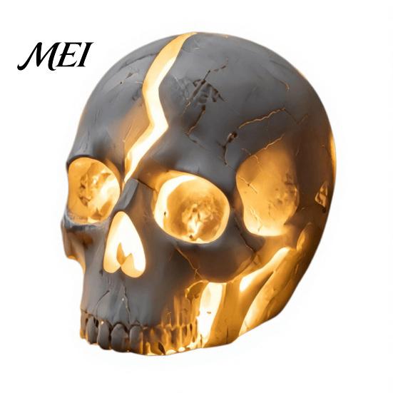 Industrial Table Decor Cracked Skull Garden Solar Light, Resin LED Statue Spooky Artistic Craft Ornament, Halloween Gothic Decoration for Haunted