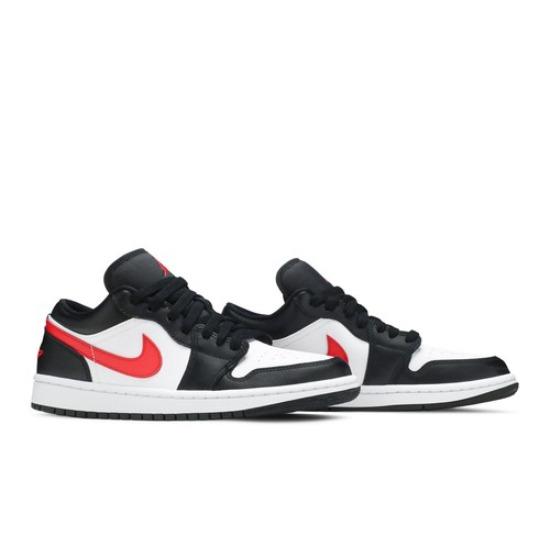 

Air Jordan Wmns Air Jordan 1 Low Siren Red DC0774-004 EU 44.5 красный/чёрный