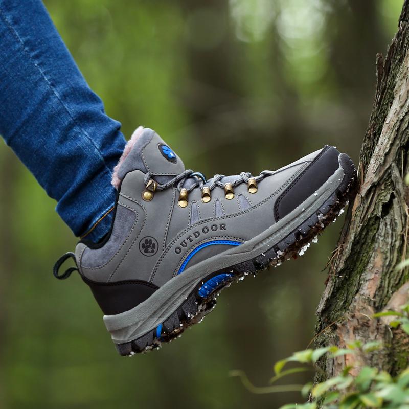 Outdoor Hiking Shoes Mid-top Men Boots Plush Breathable Women Shoes Wear-resistant Lace-up Men Casual Sports Shoes Women