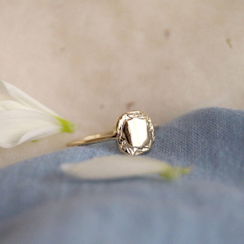 comma and comma Flora ring