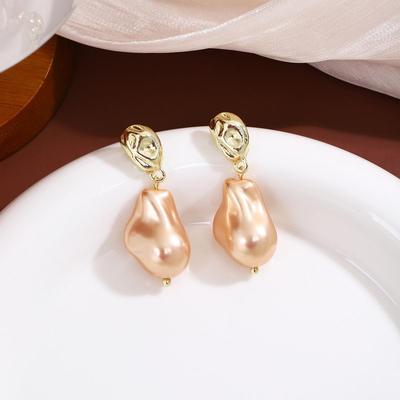 Boucles d'oreilles Perles Baroques Aiguille d'Argent: Style Cour Rétro Français, Mode Luxe Léger, Pendants Tempérament.