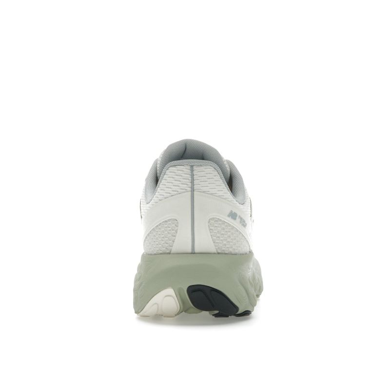 New Balance Fresh Foam Trainer Linen Olivine Men Sneakers Cream UTRNWA