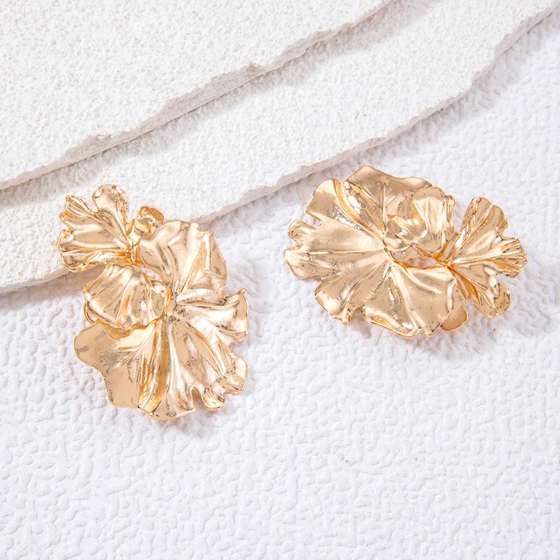 New, creative big flower alloy earrings, temperament metal petal geometric earrings