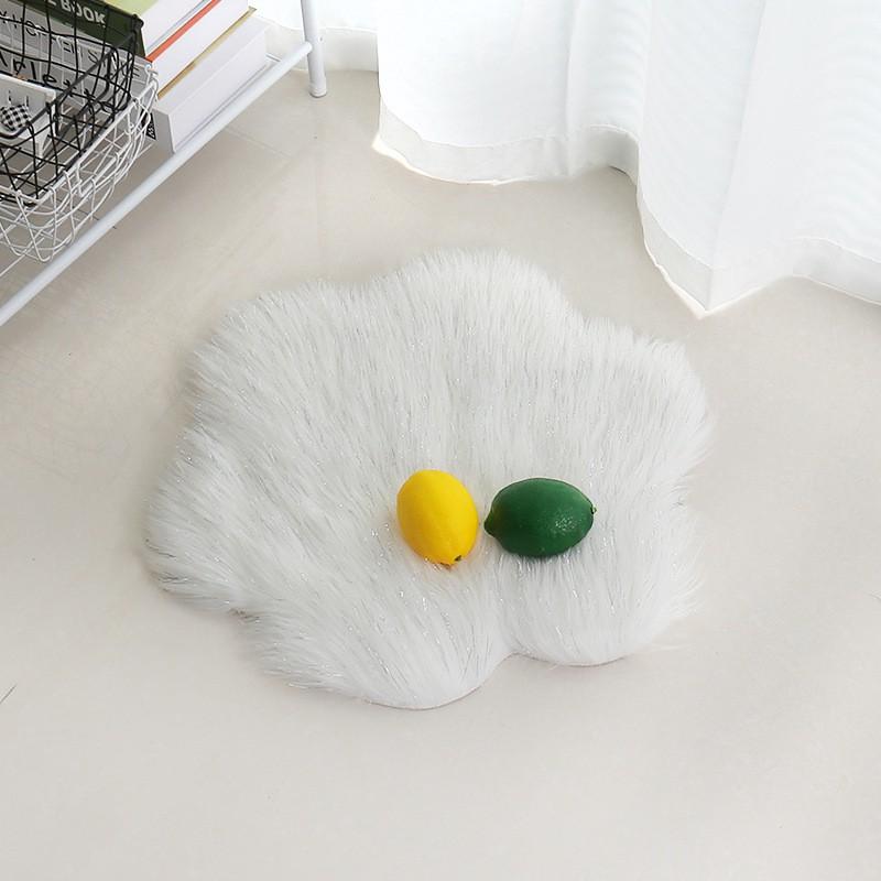 Floral Shaped Plush Area Rug Living Room Bedroom Window Seat Modern Decor Soft Acrylic Floor Mat
