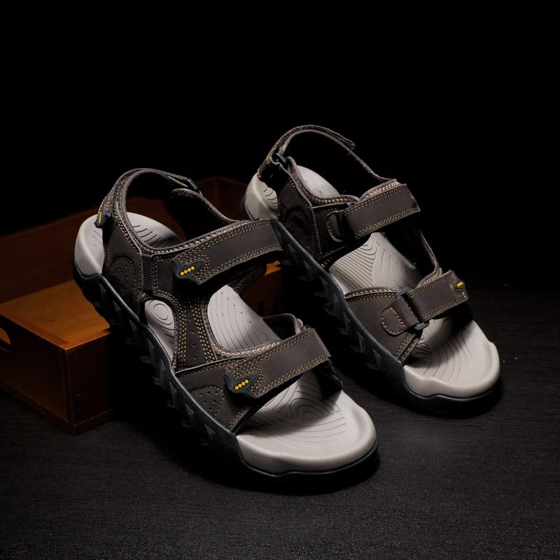 Fashion New Summer Men Sandals Genuine Leather Summer Casual Shoes Outdoor Male Beach Shoes Open-toe Roman Shoes Sandals Plus Size 36-47