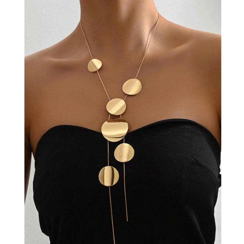 New Metal Necklace Popular Jewelry Exaggerated Necklace Advanced Y-shaped Disc Necklace Alloy 1Pcs золотой
