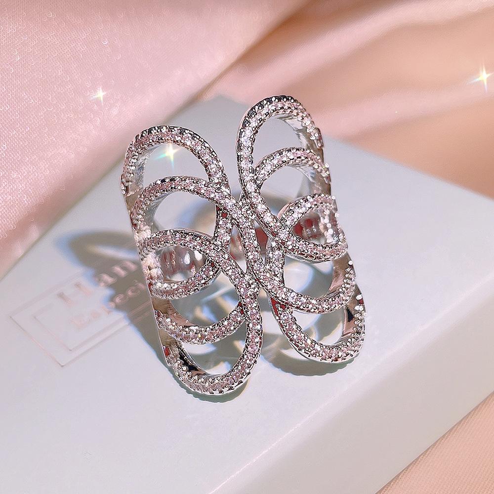 

Новое длинное кольцо Arabesque для женщин, легкое, роскошное, нишевое, модное, индивидуальное, полое, указательное кольцо Ins No. 9