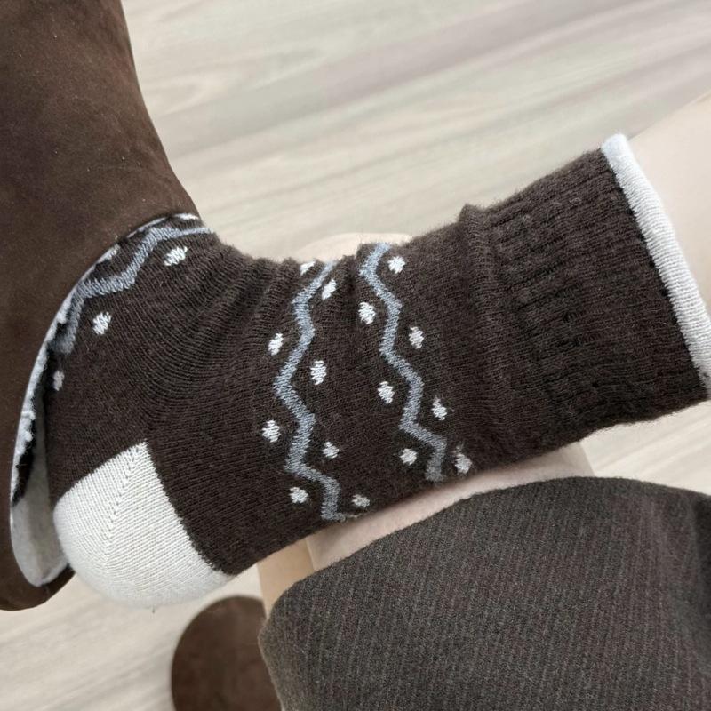 Seasonal Thickened Fleece Warm Striped Polka Dot Wool Socks Stockings Stacked With Socks