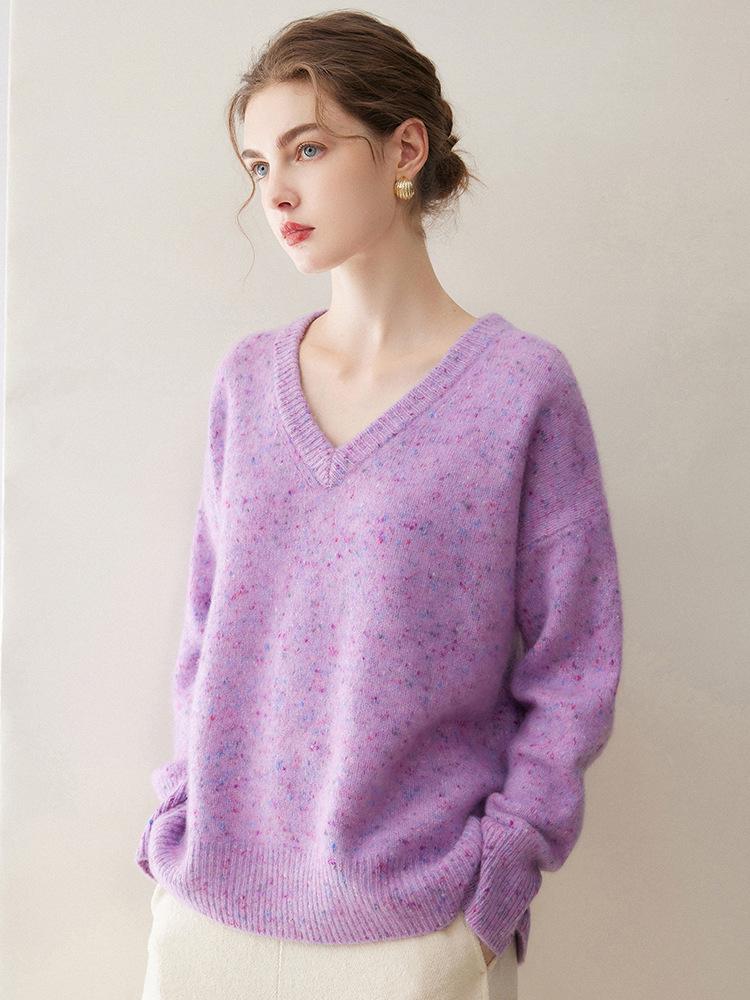 Floral Yarn Women's V-neck Cashmere Sweater - Winter 2026 New Arrival, Elegant Style, Thick Loose Slimming Knitwear.