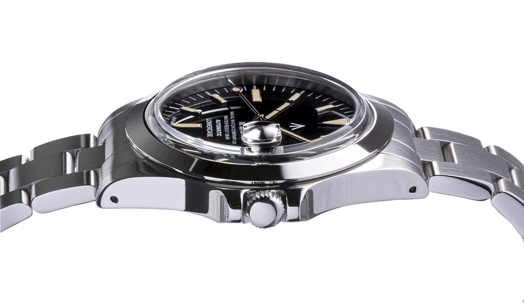 Naval watch Produsert av Svart urskive 3 ledd metallarmbånd SMÅ BOKSTAVER:FRXA001 / S/S