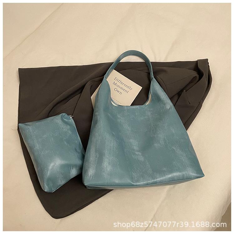 Summer Super Popular Large-capacity Bag Women's 2025 New Simple Casual Shoulder Underarm Bag Commuter Tote Bag