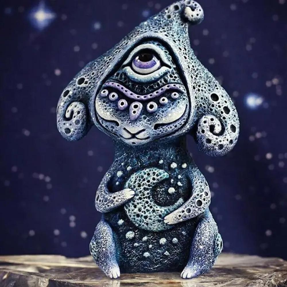 Room Decoration Three Eyes Alien Resin Statue Sculpture Crafts Funny Resin Ornaments  Garden