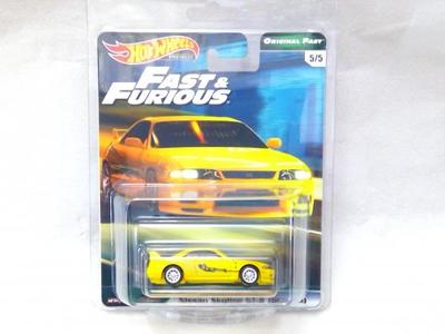 Hot Wheels Premium Fast Furious Nissan Skyline BCNR33 & GT-R