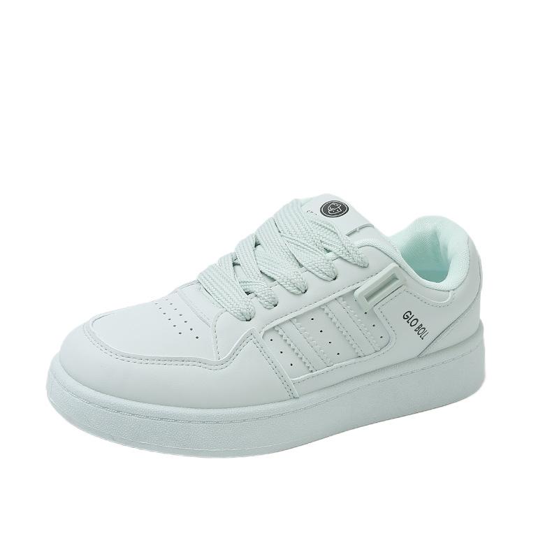 

2025 little white shoes women s spring new Korean version ins female students leisure sports versatile board shoes street auction TA01 35