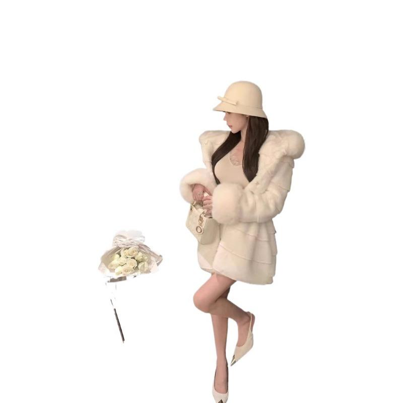 Winter New Light Imitation Fox Fur Thickened Coat Women's Medium and Long Gold Coat Cotton Coat