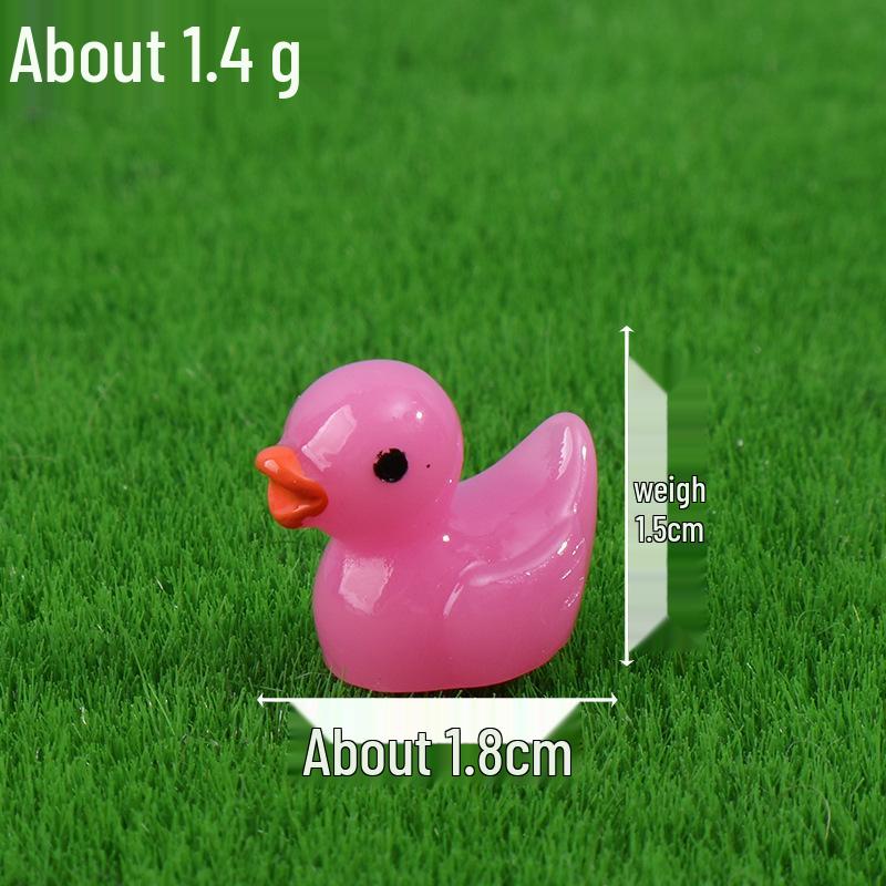 Yellow Duck Resin Figurine for Micro Landscape Decoration