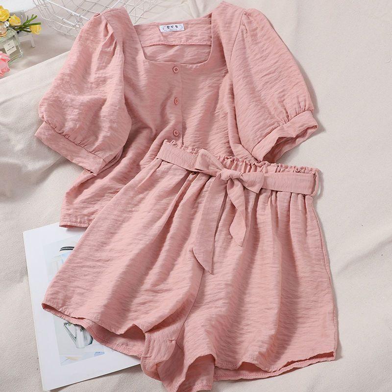Petite Women's Square Neck Puff Sleeve Top & Elastic Waist Wide Leg Shorts Two-Piece Summer Set