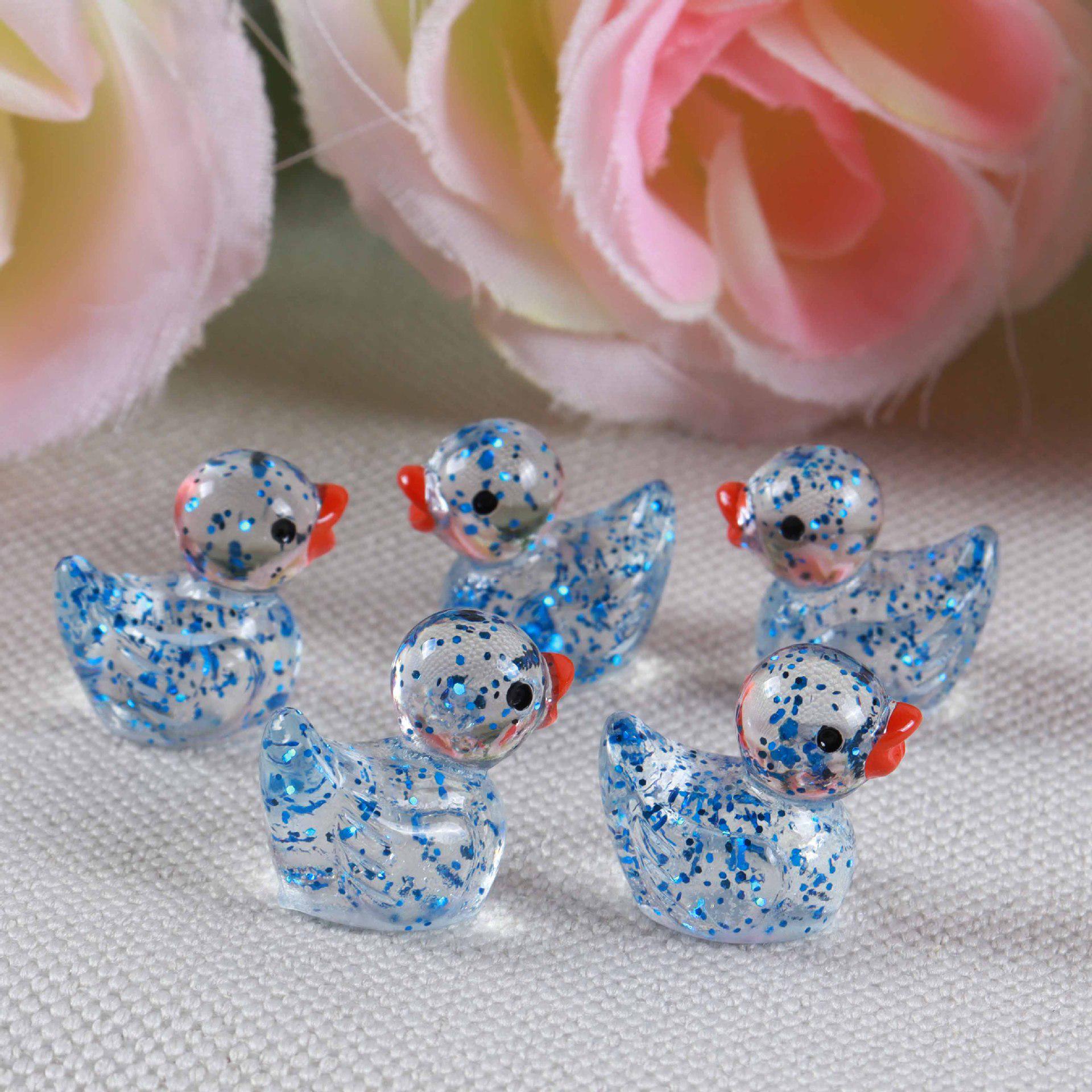 Сверкающий кулон-утенок: Мини-украшение для ландшафта из смолы