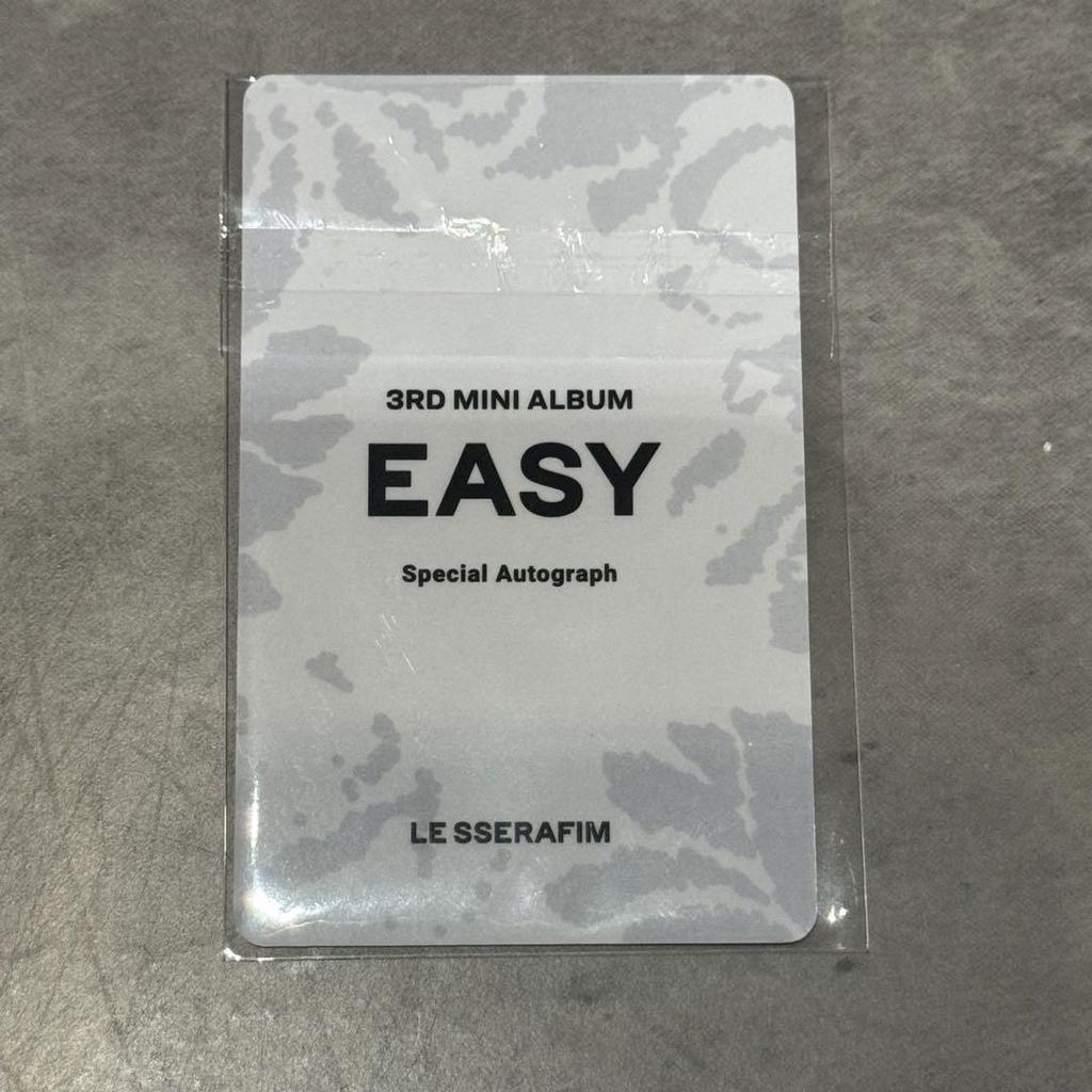 [USED] Lu Seraphim Yunjin Autographed Trading Card, Rakidro Japan Visit Commemorative Lottery Prize