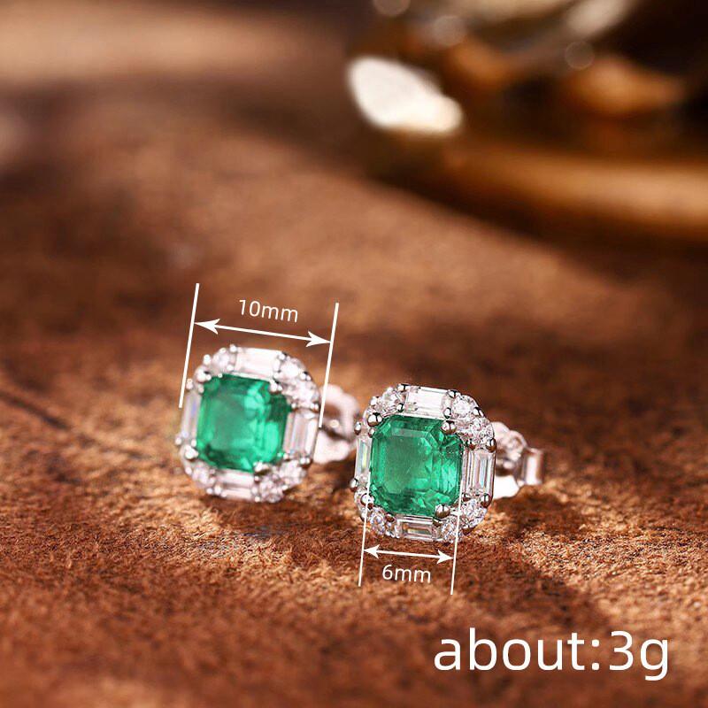 925 Sterling Silver Green Cubic Zirconia Stud Earrings for Women Simple Chic Fashionable Jewelry Accessory