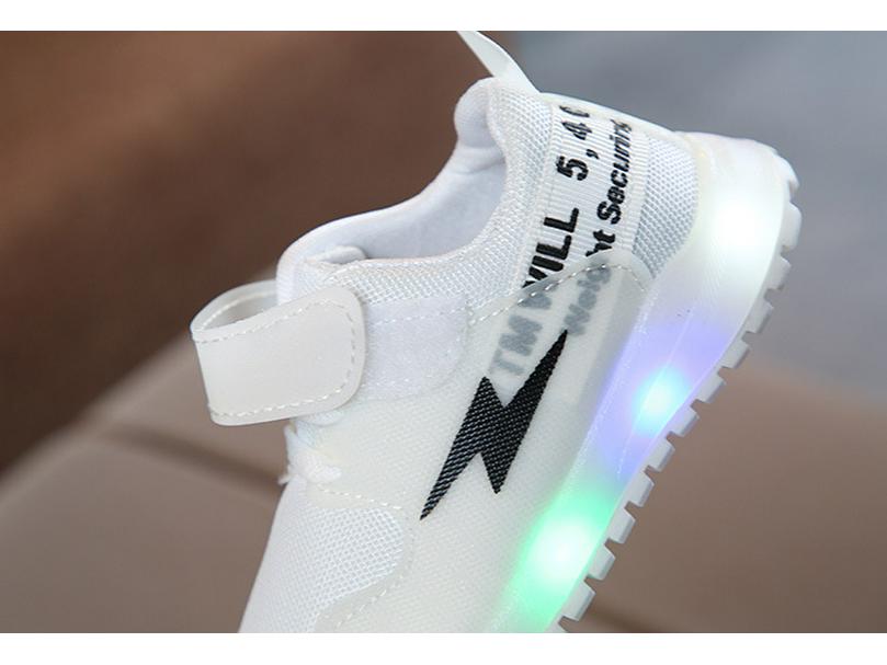 Síťované tenisky se světly pro děti, věk 1-7 let, chlapci i dívky, jaro/podzim.