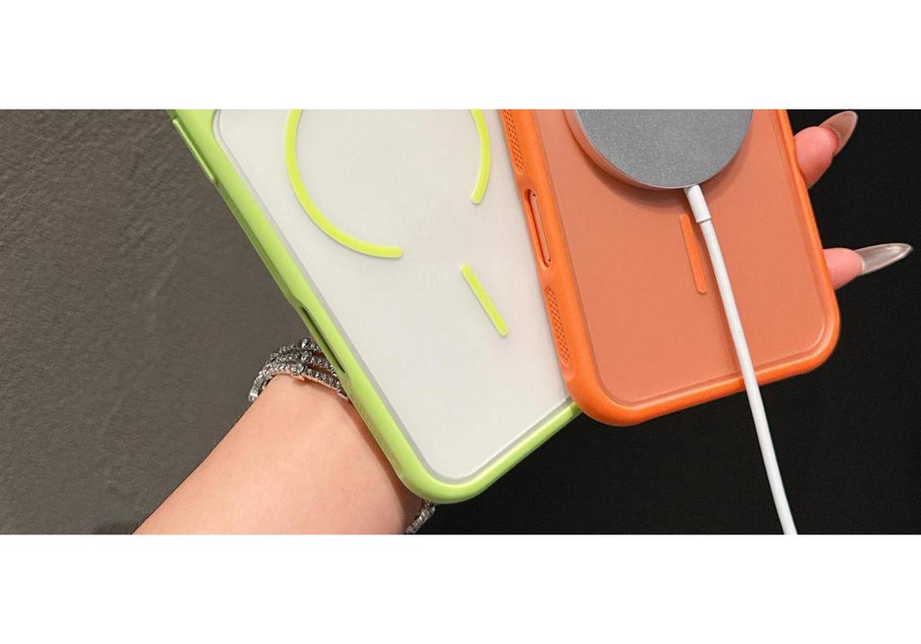 iPhone 17 Pro Max Cooling Magnetic Case: Summer Edition with Side Vents
