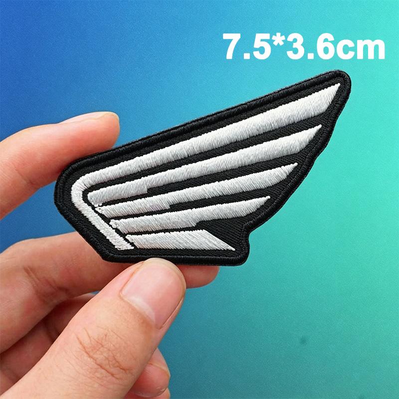 

For Honda CB400 CB650 FCBF CBR25ORR CRF SH3O0 NC75O Motorcycle Logo Emblems Embroidered Cloth Stickers Clothing Hole Patch Decal Velcro style
