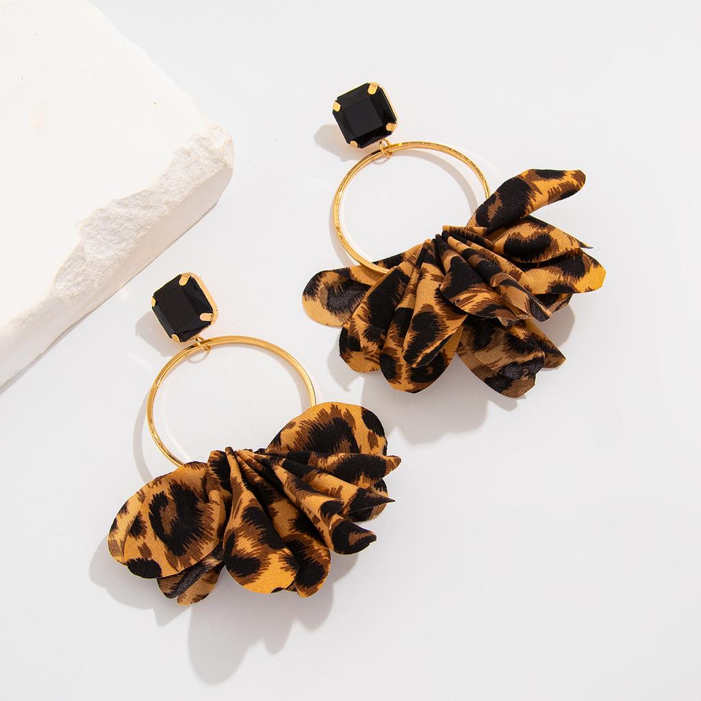 Leopard Print Earrings Punk Retro Earrings European and American Personalized Geometric Earrings Fabric Polka Dot Print Earrings