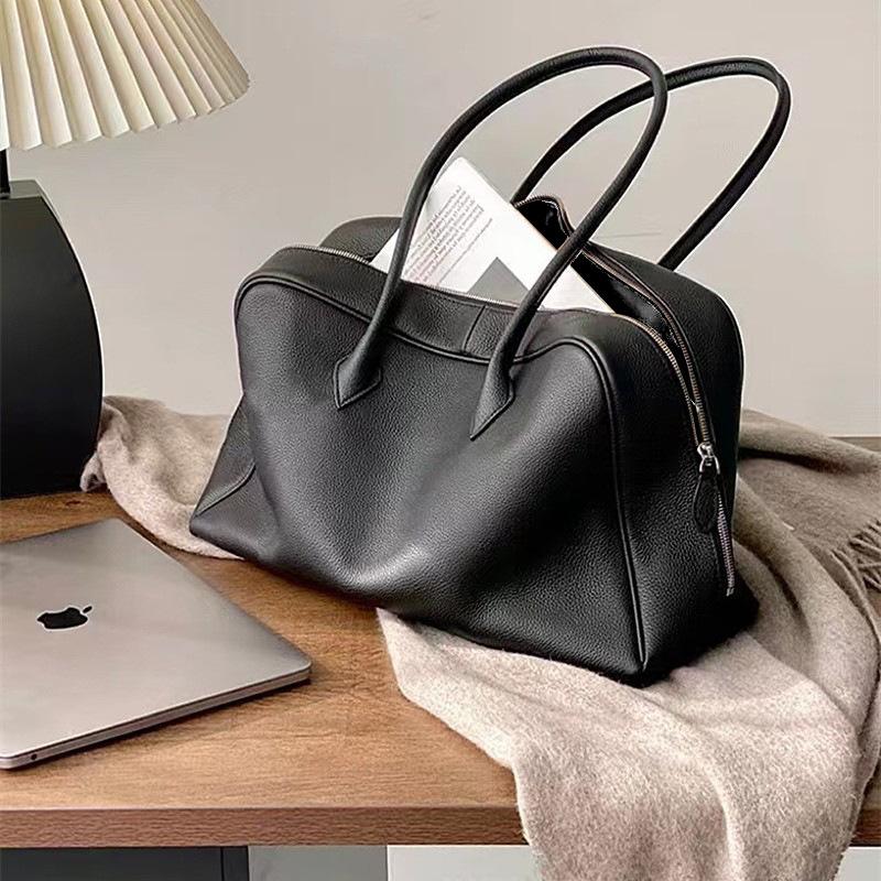 Top Layer Cowhide Niche Design Pillow Bag Bowling Bag Genuine Leather Large Capacity Single Shoulder Armpit Bag Boston
