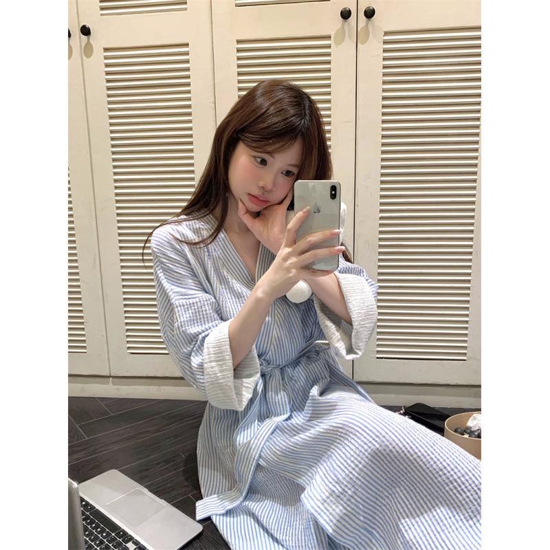 

Autumn simple small fresh striped cotton pajamas loungewear comfortable nightgown spot M