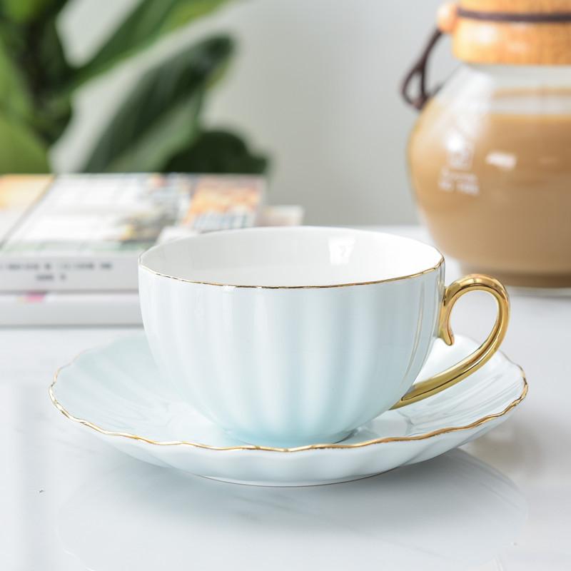 Pink Cute Creative Porcelain Cup and Saucer Ceramics Simple Tea Sets Modern Design Coffee Cups Tazas Para Cafe
