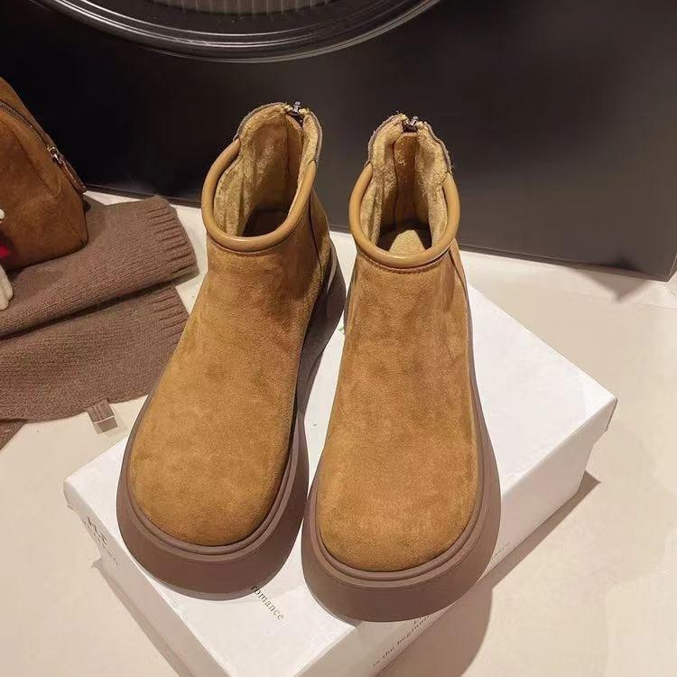 British Style Thick Soled Chimney Boots for Women in Winter 2026, with Added Fleece Insulation Zipper Short Leg Boots for Women