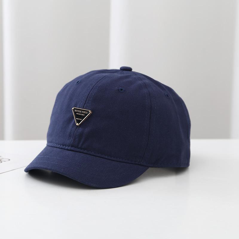 

Кепка с коротким козырьком Американская ретро Однотонная шляпа Мужская Модная Парная Мягкий верх Удобная Приятная к коже Бейсболка Мужская Бейсболка Мужская M（56-58cm）