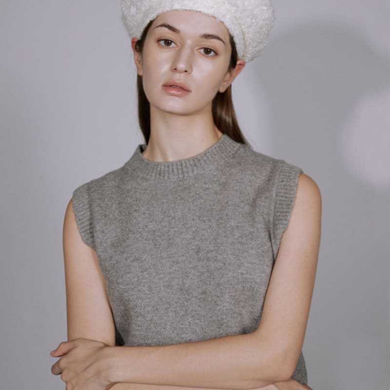 

БЕРЕТ ЧАС БЕЛОГО ЛОКОНА L-60cm