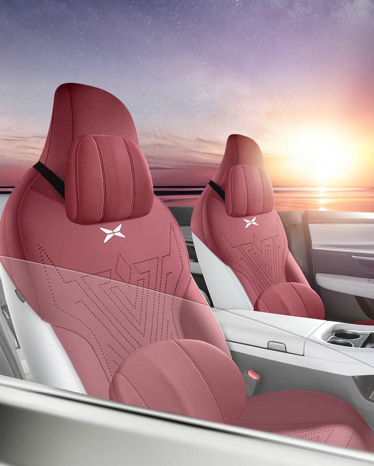 XPeng P7 Suede Car Seat Cover: Four-Season, Semi-Enclosed, Breathable Saddle Pad.