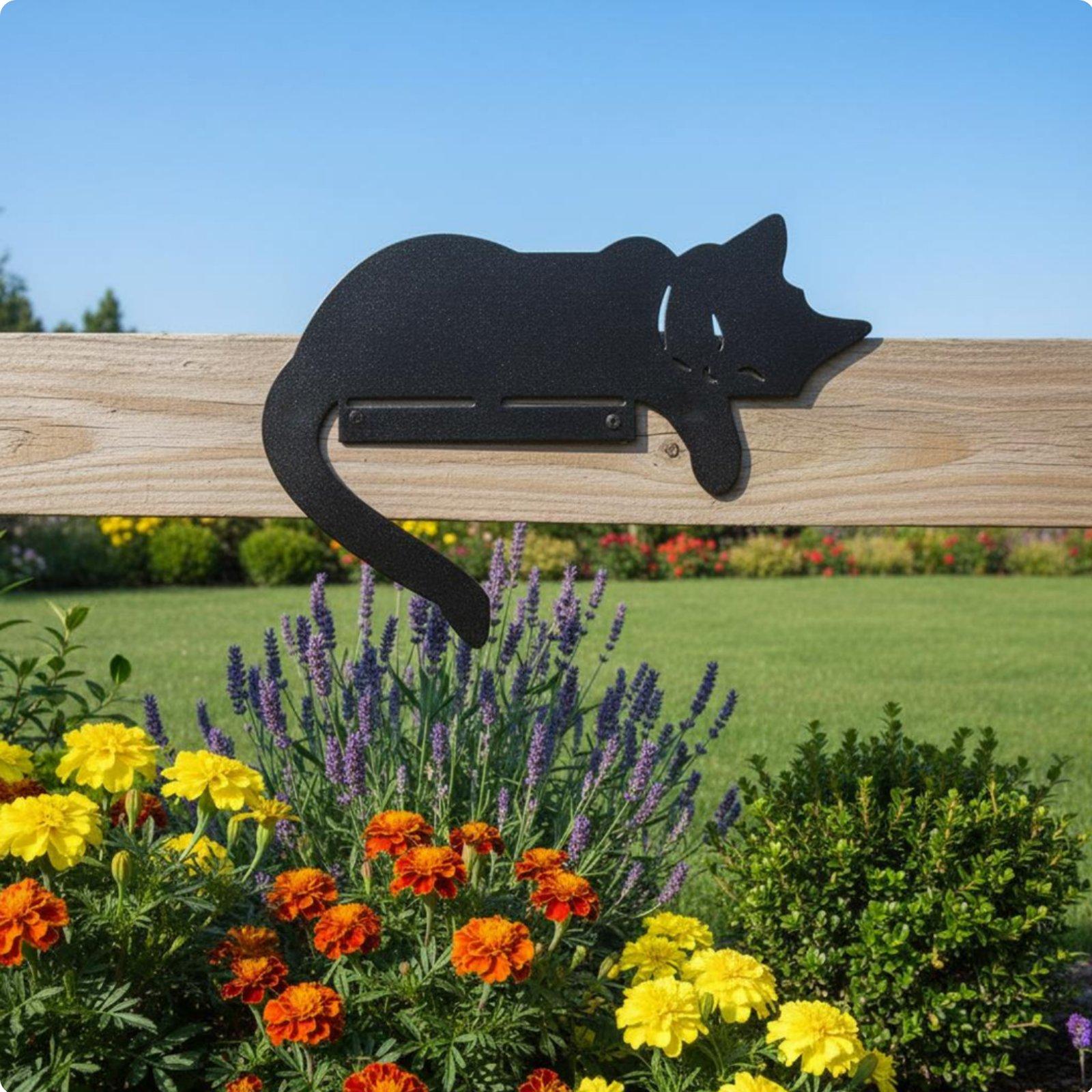 Hollow-Openwork Garden Stake Weather Resistant Cat Outline Stake Black Cat Garden Decoration Easy to Install Lawn Decoration