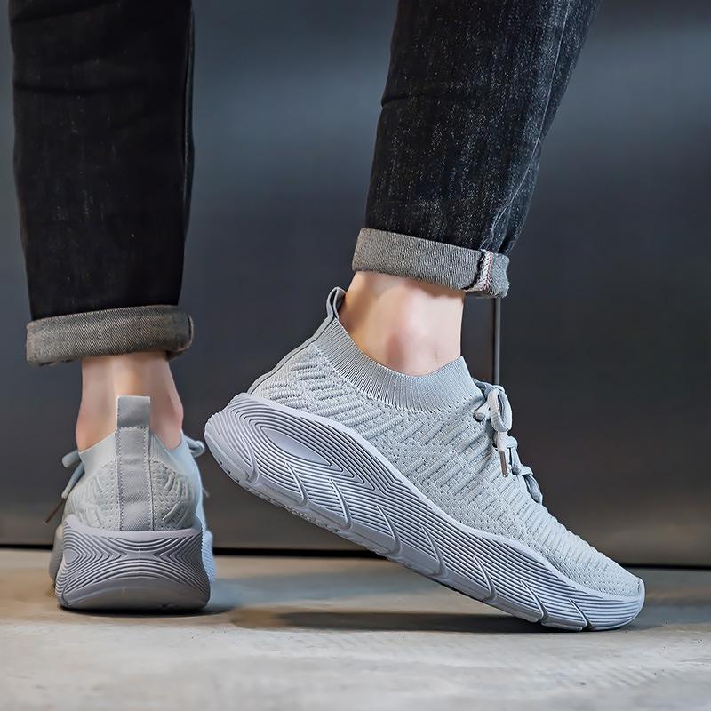 Men's shoes summer breathable fly-woven sports running shoes versatile casual platform shoes men's and women's mesh socks shoes