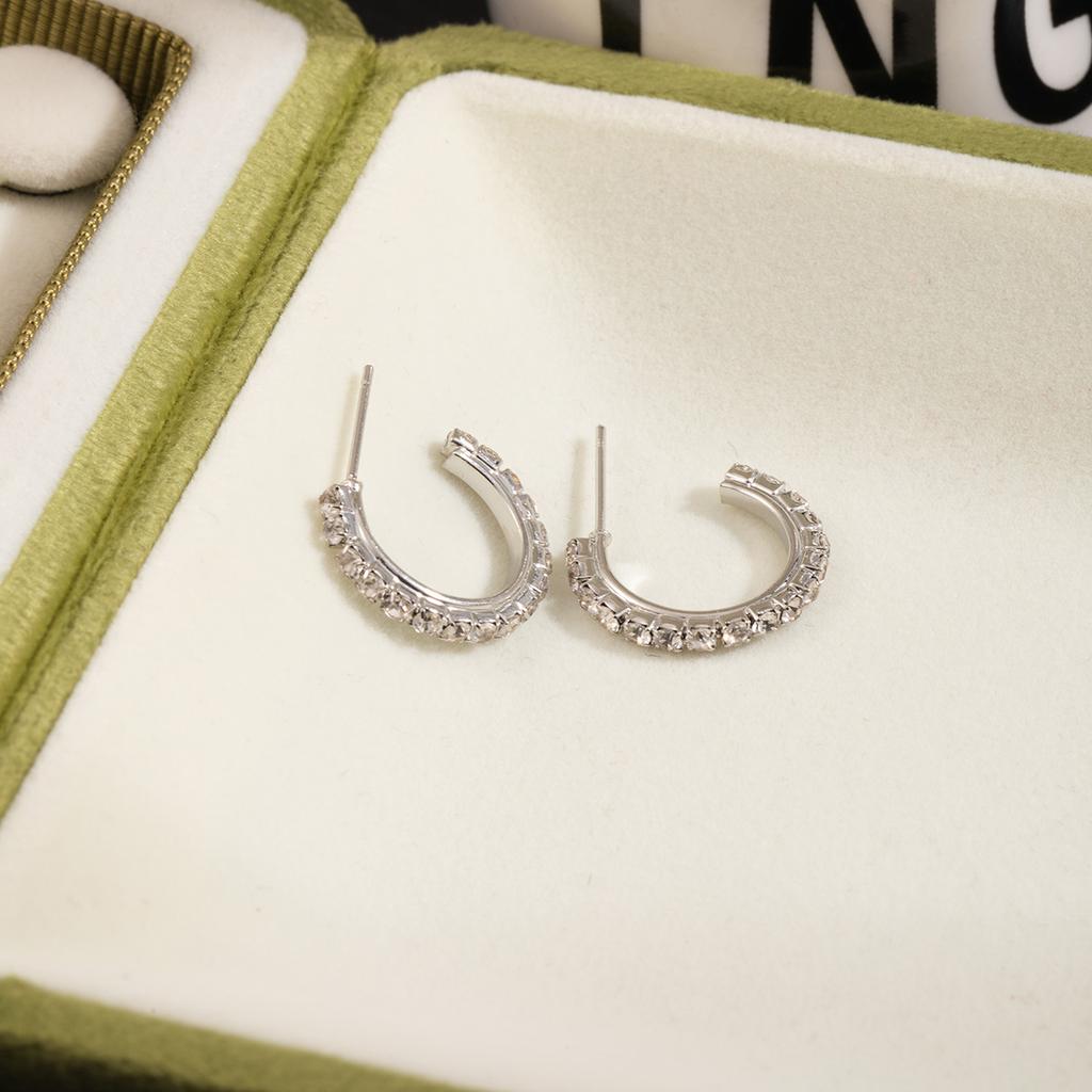 Fashion Light Luxury Temperament Sense Women Super Flash Creative Simple Circle C-Shaped Earrings