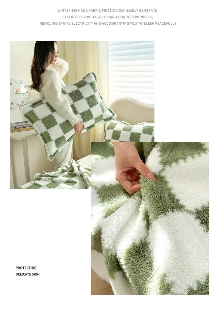 Panda Plaid Plush Flannel Blanket - Thick, Comfortable, and Cozy for Autumn and Winter