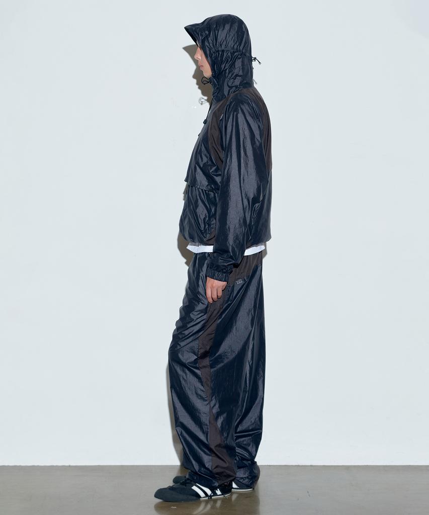 SCULPTOR Paneled Wind Pants Black