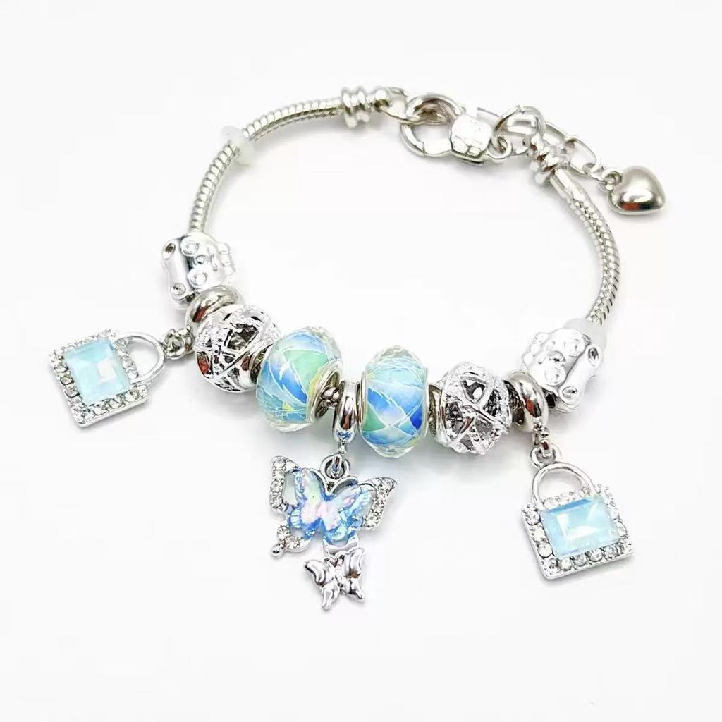 Hand Chain Women Jewelry With Alloy Material Butterfly Pendant For Romantic Couples