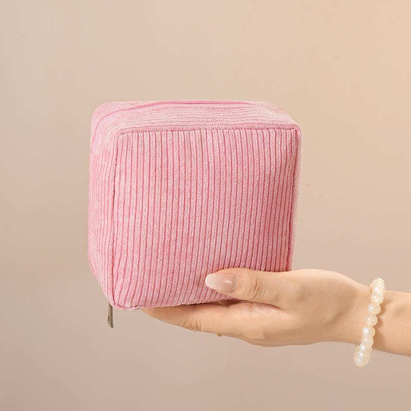 Large Capacity Waterproof Sanitary Napkin Storage Bag for Students and Girls