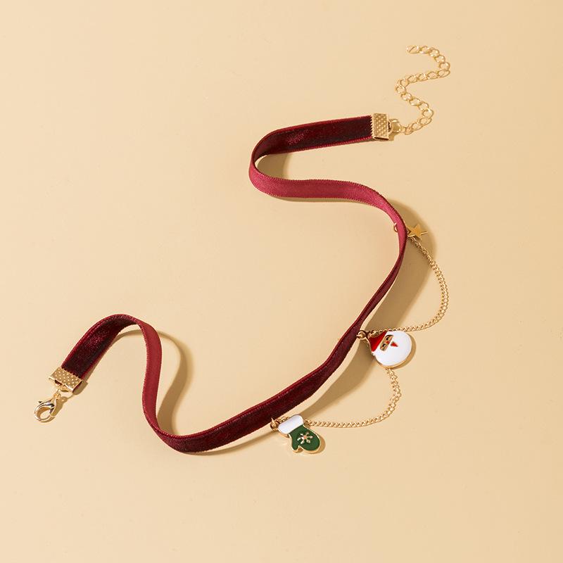 European-American Minimalist Christmas Necklace with Red Velvet Santa Gloves Pendant