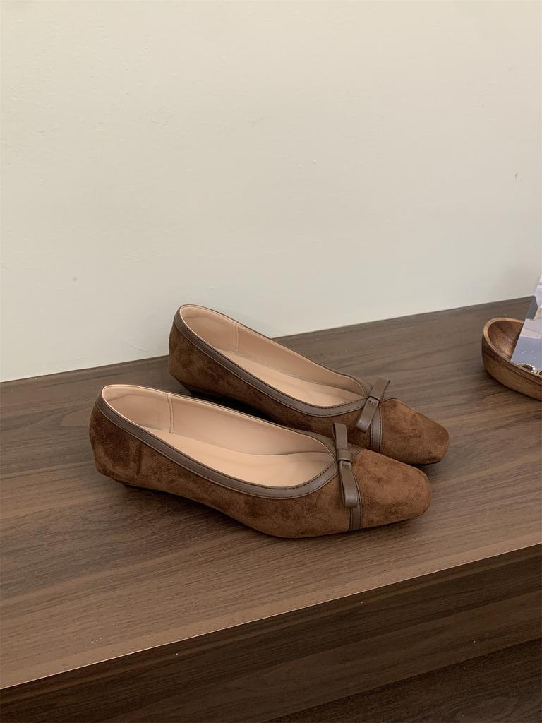 Scarpe singole quadrate retrò francesi scarpe Mary Jane con fiocco primavera piatte morbide sorellina scarpe in pelle stile fatato scarpe da donna
