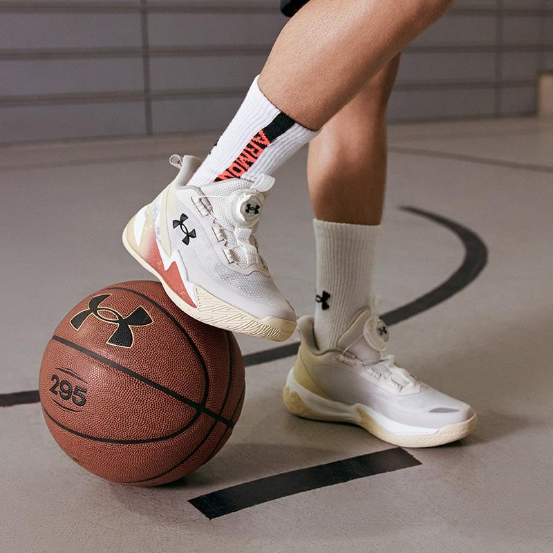Under Armour Basketball Series Training Fashion Versatile Sneakers Kids Sneakers 2621502-500