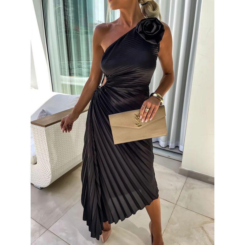 European and American Women Clothes New Solid Dress Fashion Sexy Sloping Shoulder Pleat Hollow Formal Dress
